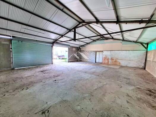 Entrepôt à louer 680 € 127 m² d'espace de stockage Bagard 30140