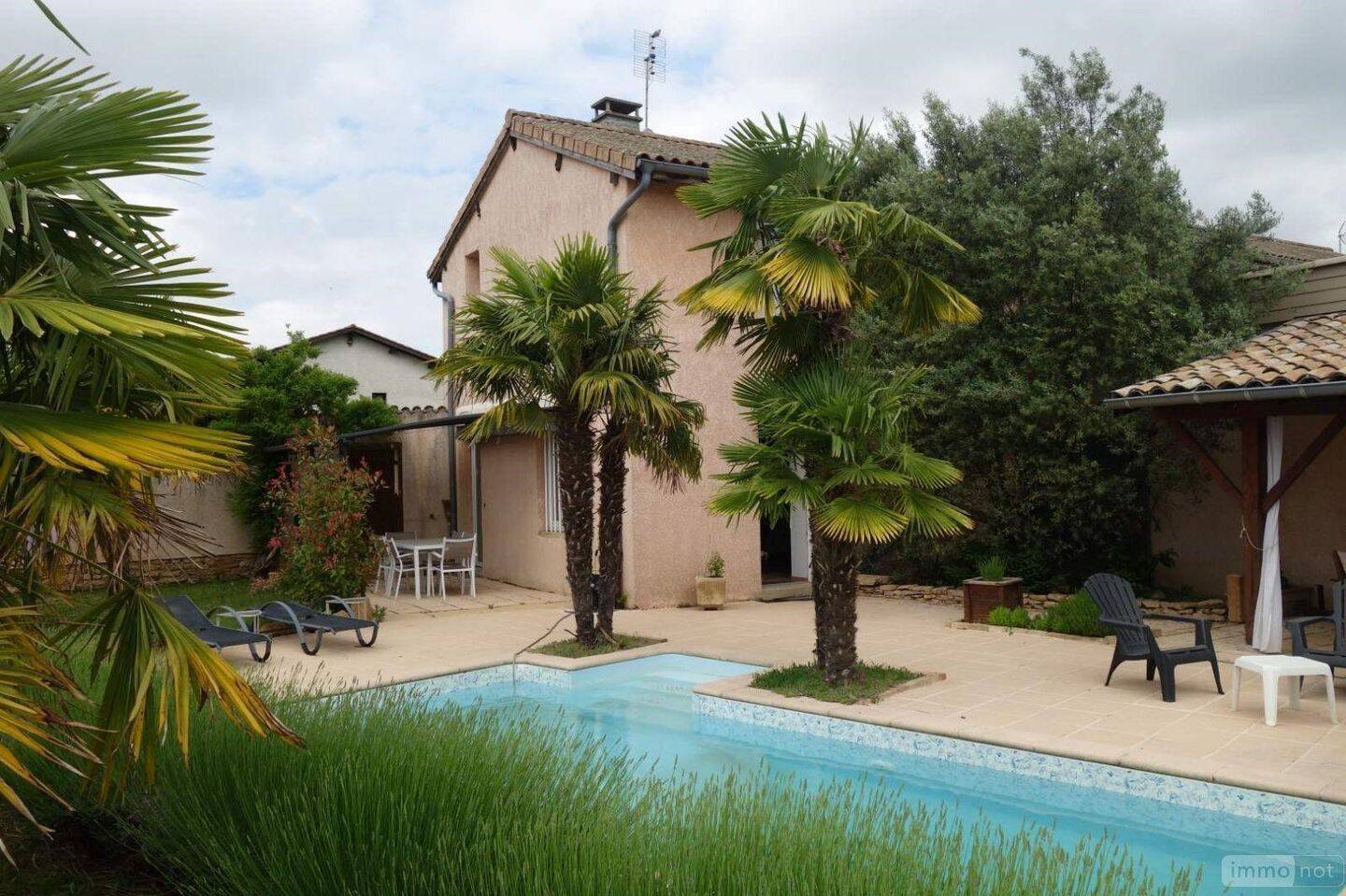 Maison à louer, 141m², CRECHES SUR SAONE