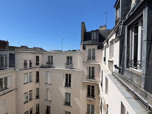 Appartement à vendre 215 000 € 1 pièce 20 m² Étage 6/6 Courcelles-Wagram Paris 17ème arrondissement 75017