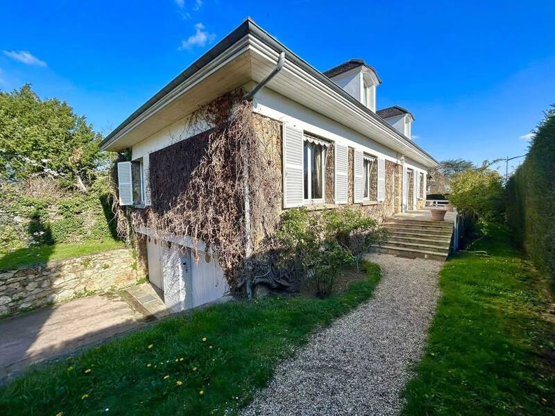 Maison à louer, 164m², VERRIERES LE BUISSON