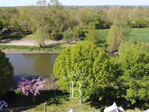 Maison à vendre 1 185 000 € 12 pièces 7 chambres 350 m² 1 518 m² de terrain Rochefort-sur-Loire 49190