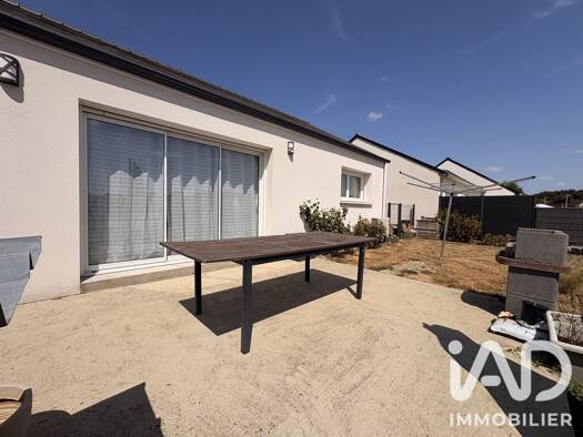 Maison de plain-pied à vendre 239 500 € 6 pièces 4 chambres 94,75 m² 420 m² de terrain La Grigonnais 44170
