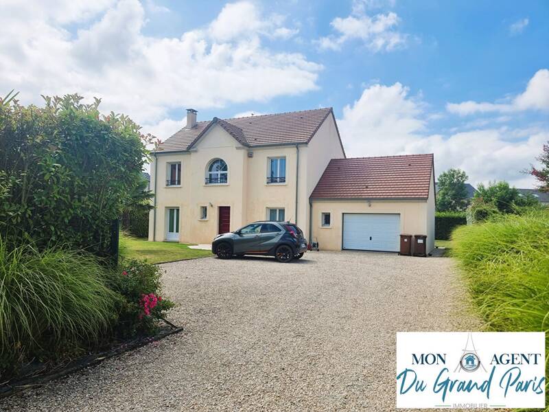 Maison à vendre, 146m², TOUSSUS LE NOBLE