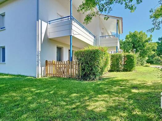 Appartement à vendre 219 000 € 3 pièces 2 chambres 62 m² RDC/1 Centre Agglomere Biganos 33380