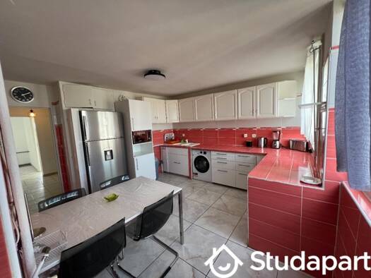 Colocation à louer 500 € 1 pièce 4 chambres 20 m² 4ème étage Les Hauts de Massane Montpellier 34080