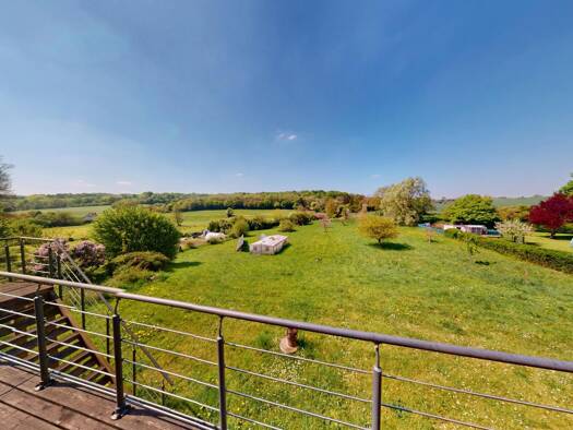 Maison à vendre 275 000 € 5 pièces 3 chambres 147 m² 5 500 m² de terrain Lachapelle-aux-Pots 60650