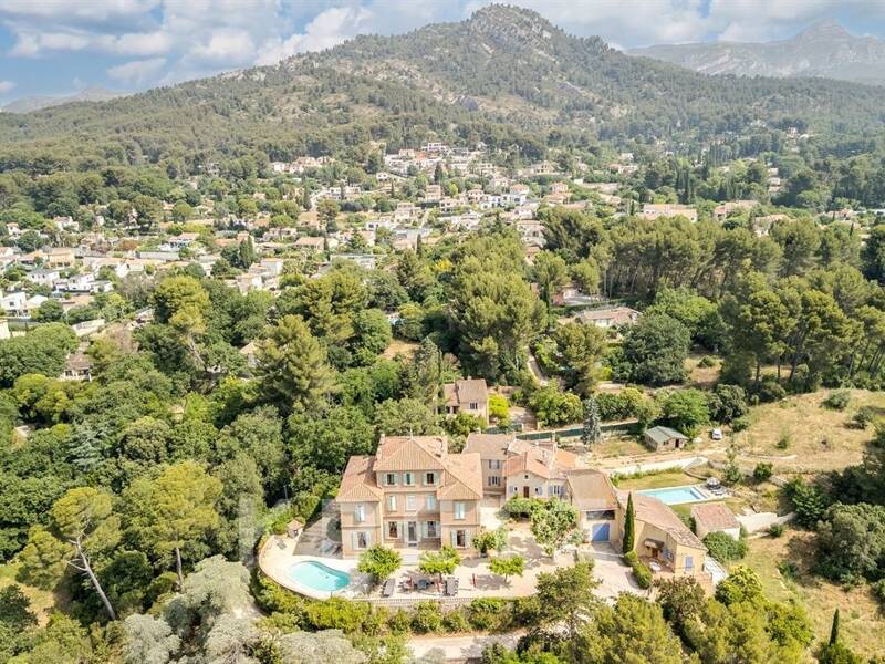 Maison à vendre, 1285m², MARSEILLE 11E