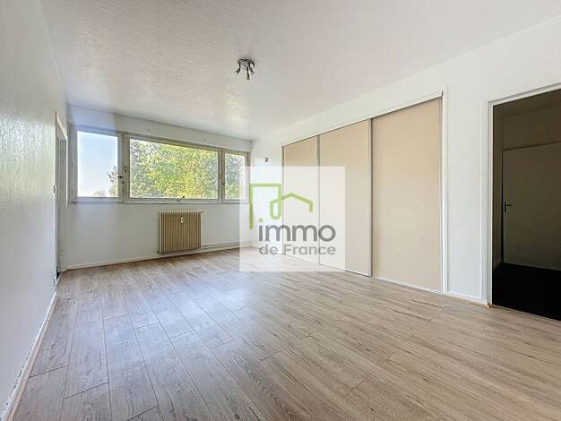 Appartement à louer 747 € 2 pièces 1 chambre 43 m² 1er étage Clémenceau Calmette Marcq en Baroeul 59700