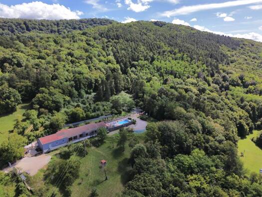 Maison à vendre 620 000 € 6 pièces 4 chambres 218 m² 5 000 m² de terrain Byans sur Doubs 25320
