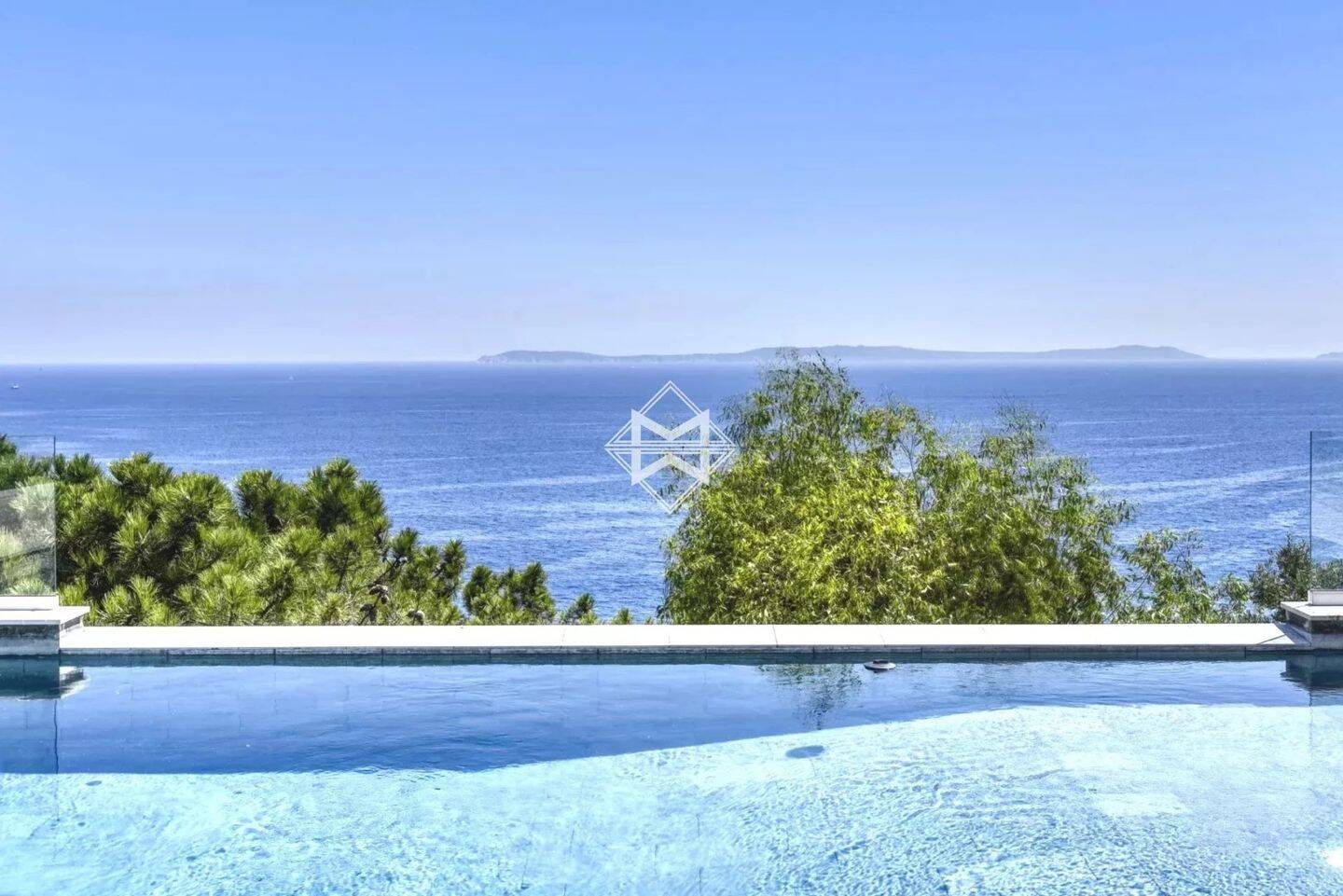 Maison à vendre, 220m², RAYOL CANADEL SUR MER