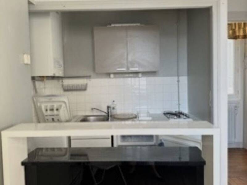 Maison à louer, 24m², LEVALLOIS PERRET