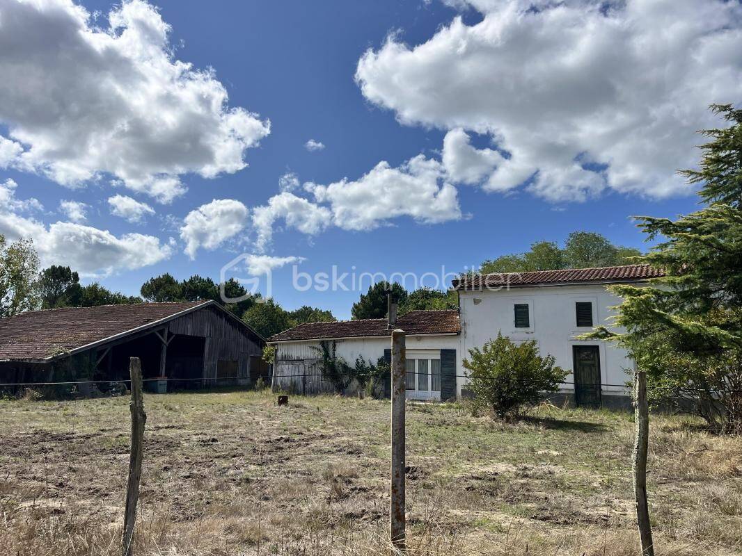 Maison à vendre, 215m², GRAYAN ET L'HOPITAL