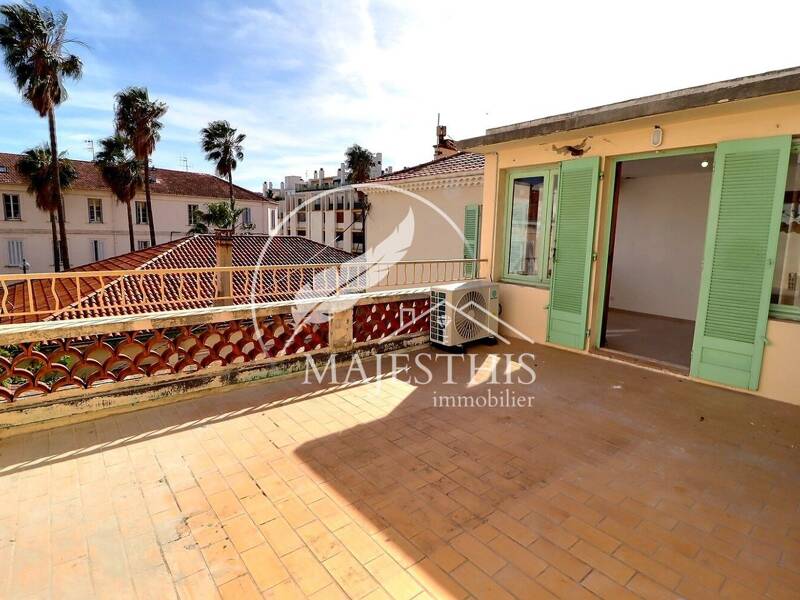 Maison à louer, 69m², HYERES