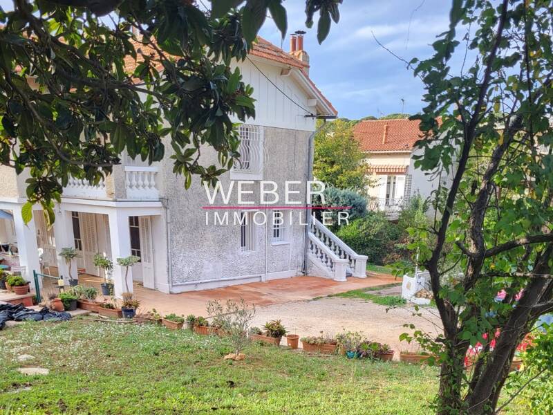 Maison à vendre, 150m², SANARY SUR MER