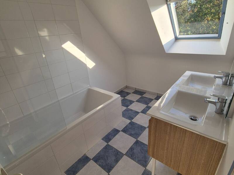 Maison à louer, 137m², BRUZ