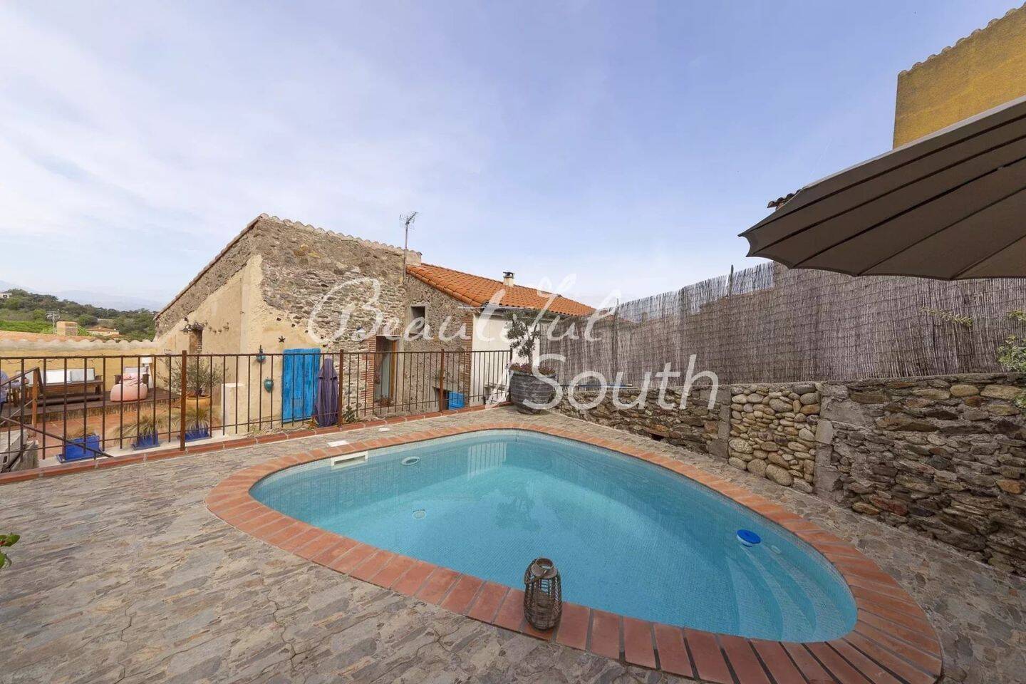 Maison à vendre, 316m², MONTESQUIEU DES ALBERES
