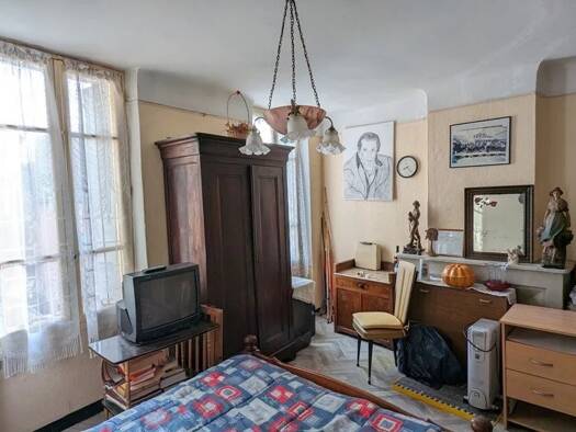 Appartement à vendre 118 000 € 6 pièces 4 chambres 112,9 m² 2ème étage Carcès 83570