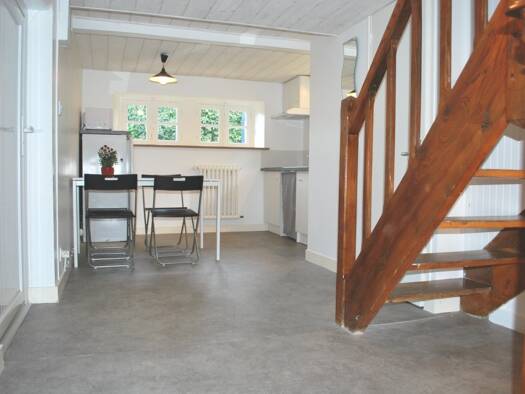 Appartement à louer 450 € 2 pièces 1 chambre 27 m² Coat Serho-Vierge Noire Morlaix 29600