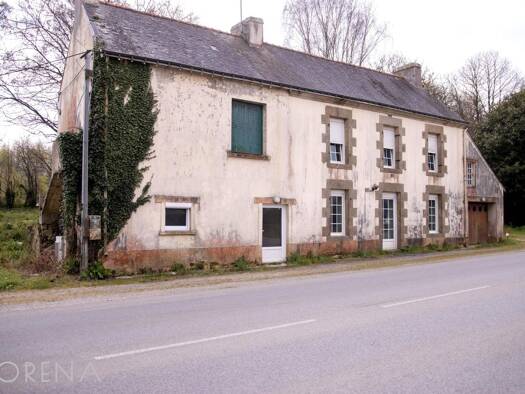 Maison à vendre 153 800 € 6 pièces 2 chambres 96,24 m² 1 304 m² de terrain Kervignac 56700