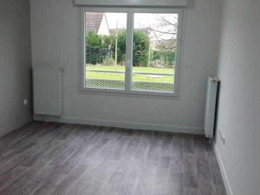 Appartement à louer 629 € 2 pièces 1 chambre 41 m² RDC/2 Argentine Beauvais 60000