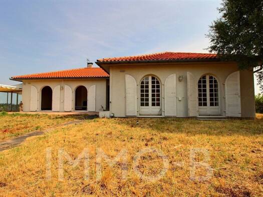 Maison de plain-pied à vendre 493 500 € 6 pièces 5 chambres 175 m² 1 300 m² de terrain Le Busca Toulouse 31400
