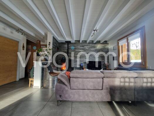 Maison en viager occupé Bouquet 199 950 € 3 pièces 2 chambres 135 m² 715 m² de terrain Ouest et Nord Passy 74190