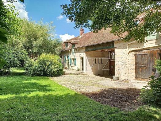 Maison à vendre 315 000 € 6 pièces 3 chambres 179 m² 630 m² de terrain Haravilliers 95640