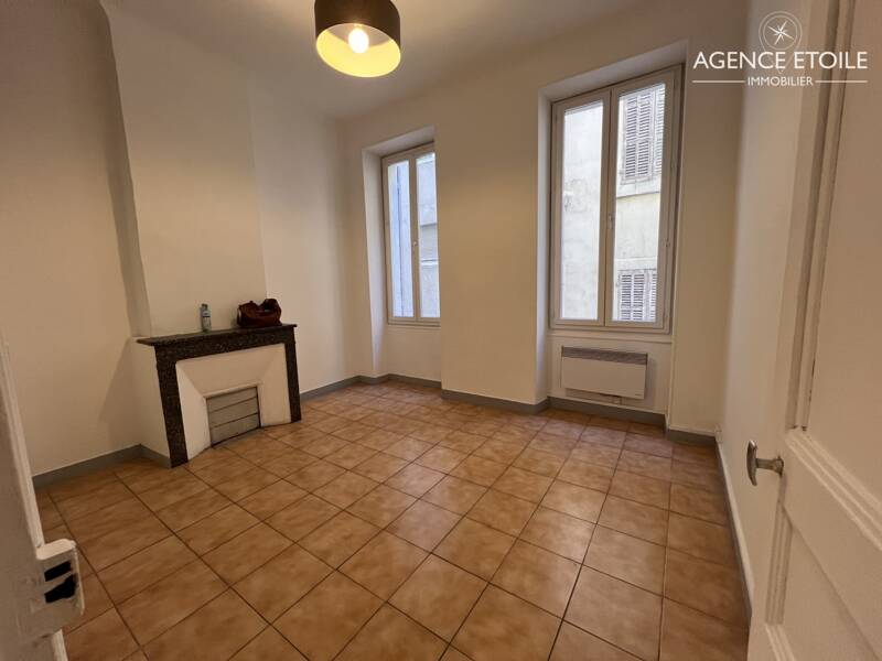 Maison à louer, 33m², MARSEILLE 2E