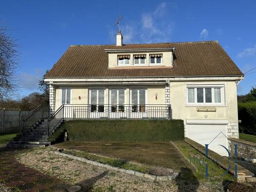 Maison à vendre 240 000 € 6 pièces 5 chambres 130 m² 1 062 m² de terrain Vexin-sur-Epte 27510