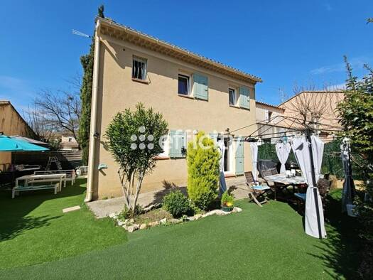Villa à vendre 385 000 € 5 pièces 4 chambres 101 m² 334 m² de terrain Peyriere Pertuis 84120