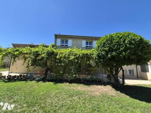 Maison à vendre 488 800 € 7 pièces 4 chambres 135 m² 1 081 m² de terrain Guilherand-Granges 07500