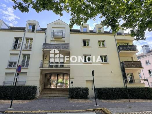 Appartement à louer 1 100 € 3 pièces 2 chambres 68,41 m² 1er étage Centre Ville Sud Ouest Bussy-Saint-Georges 77600