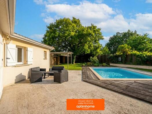Maison à vendre 294 000 € 6 pièces 4 chambres 118 m² 1 099 m² de terrain Sabaeges Ambarès-et-Lagrave 33440
