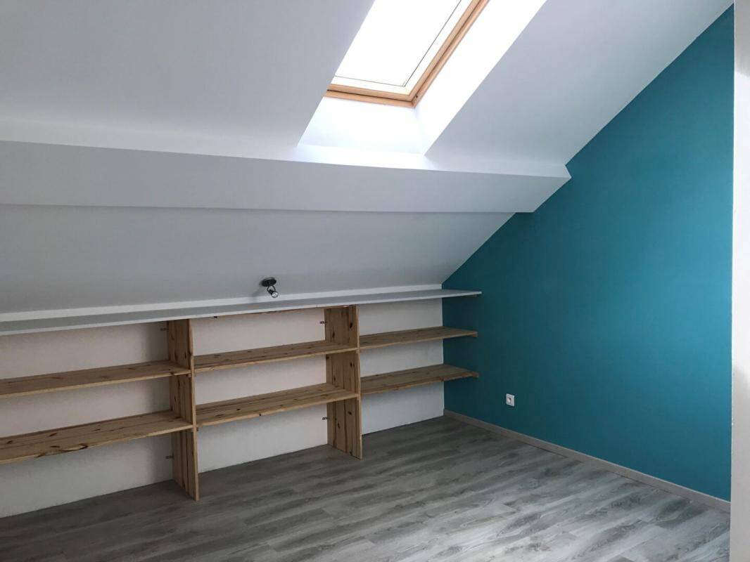 Maison à vendre, 110m², VILLENEUVE SUR BELLOT