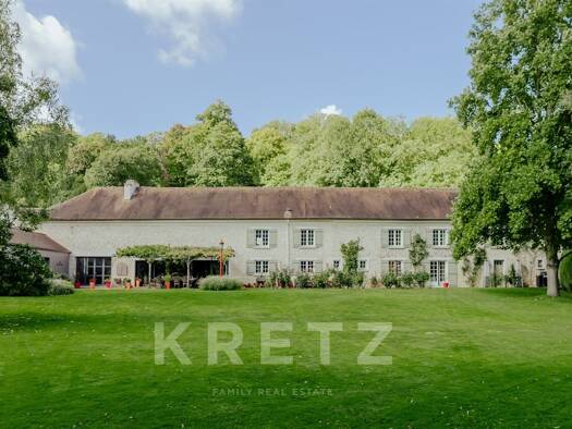 Ferme à vendre 2 444 000 € 11 pièces 4 chambres 491 m² 7 000 m² de terrain La Falaise 78410