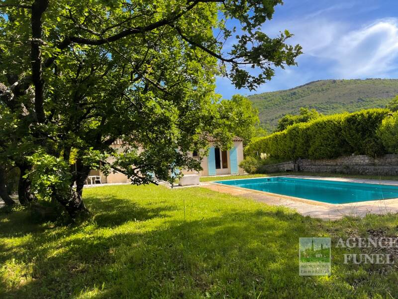 Maison à vendre, 190m², SAINT VALLIER DE THIEY