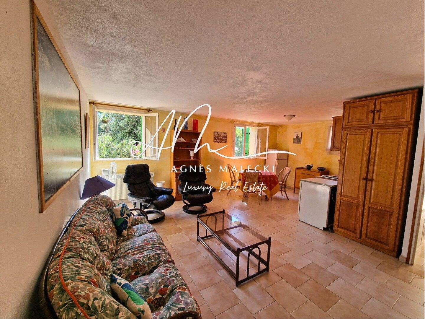 Maison à vendre, 140m², RAYOL CANADEL SUR MER