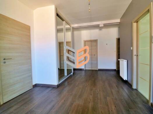 Appartement à louer 1 140 € 3 pièces 2 chambres 73,9 m² RDC Audun-le-Roman 54560