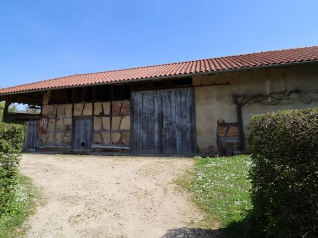 Ferme à vendre 85 000 € 2 pièces 1 chambre 73 m² 1 566 m² de terrain Curciat-Dongalon 01560