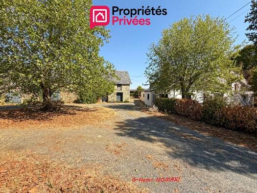 Maison à vendre 199 280 € 6 pièces 3 chambres 133 m² 3 706 m² de terrain Erbray 44110
