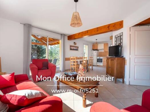 Maison à vendre 450 000 € 3 pièces 2 chambres 80 m² 1 098 m² de terrain Prunières 05230