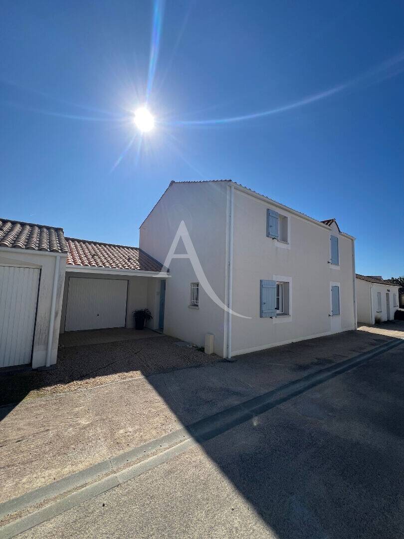 Maison à vendre, 57m², LONGEVILLE SUR MER