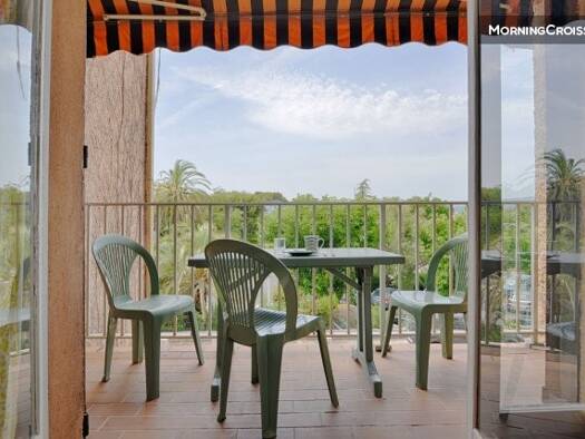 Studio à louer 733 € 2 pièces 20 m² disponible dès maintenant Plan de la Mer-Fregate-Rampale-Alon Saint-Cyr-sur-Mer 83270