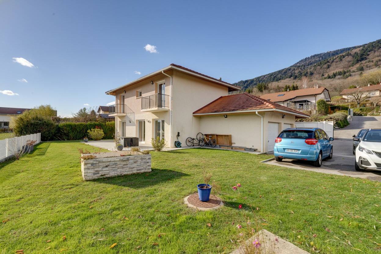 Maison à vendre, 121m², SAINT CERGUES