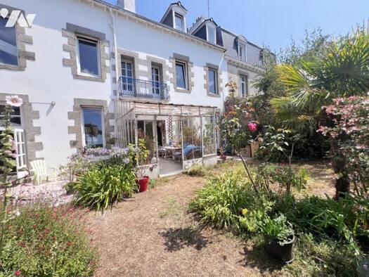 Maison à vendre 332 360 € 12 pièces 9 chambres 284 m² 436 m² de terrain Saint-Brieuc 22000