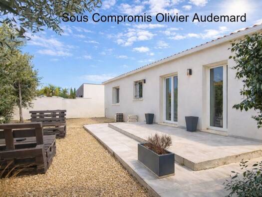 Maison de plain-pied à vendre 325 000 € 4 pièces 3 chambres 100 m² 430 m² de terrain Pézenas 34120