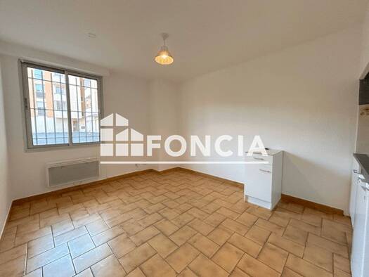 Appartement à louer 295 € 1 pièce 19,3 m² RDC Legue-Pous du Plan Carpentras 84200
