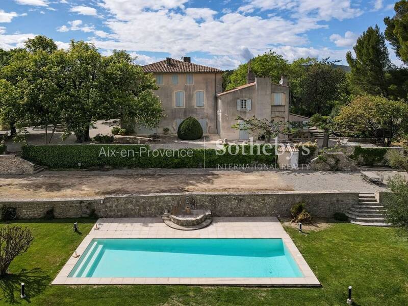 Maison à vendre, 1300m², AIX EN PROVENCE