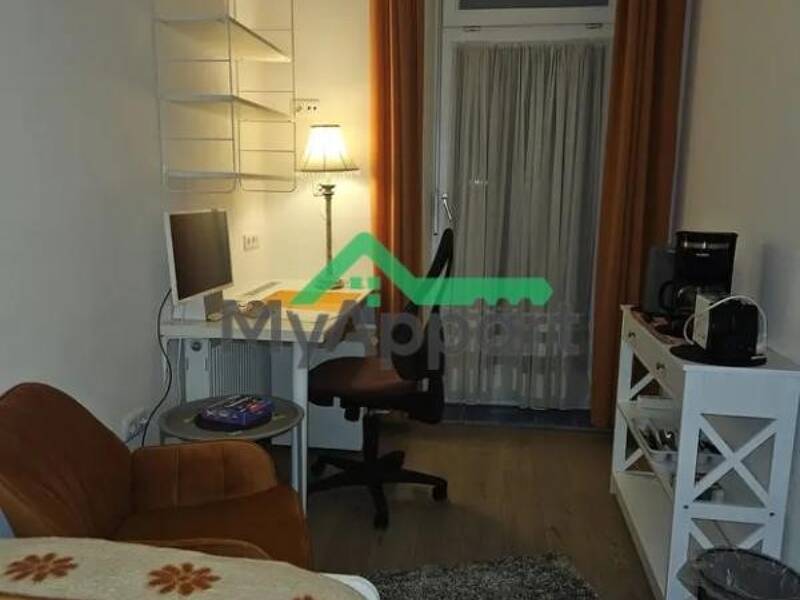 Maison à louer, 17m², PARIS 17E