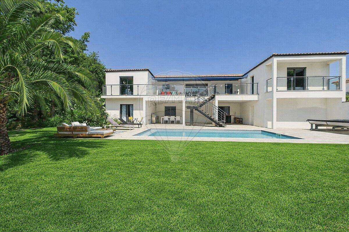Maison à vendre, 245m², LES MATHES